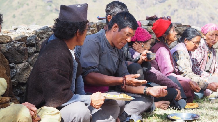 Lunch is served part way through the ceremonies