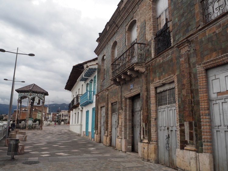 A Cuenca street - El Vado