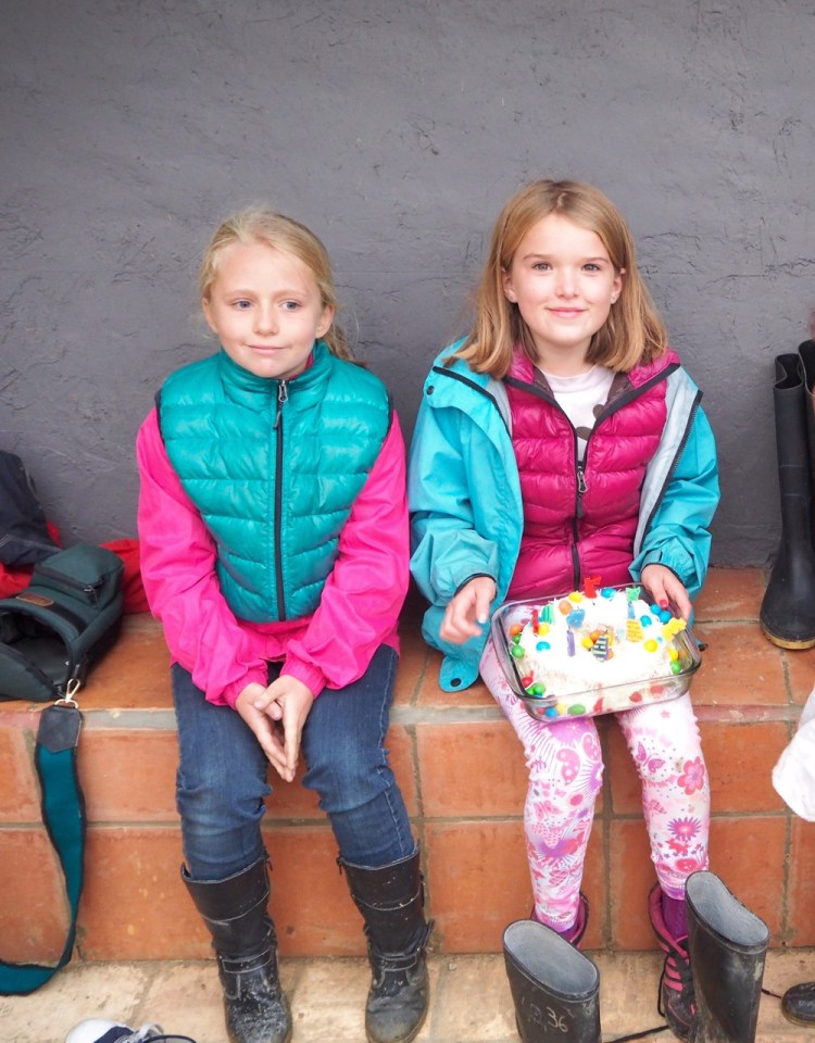 Lily and Anna come horse riding with us