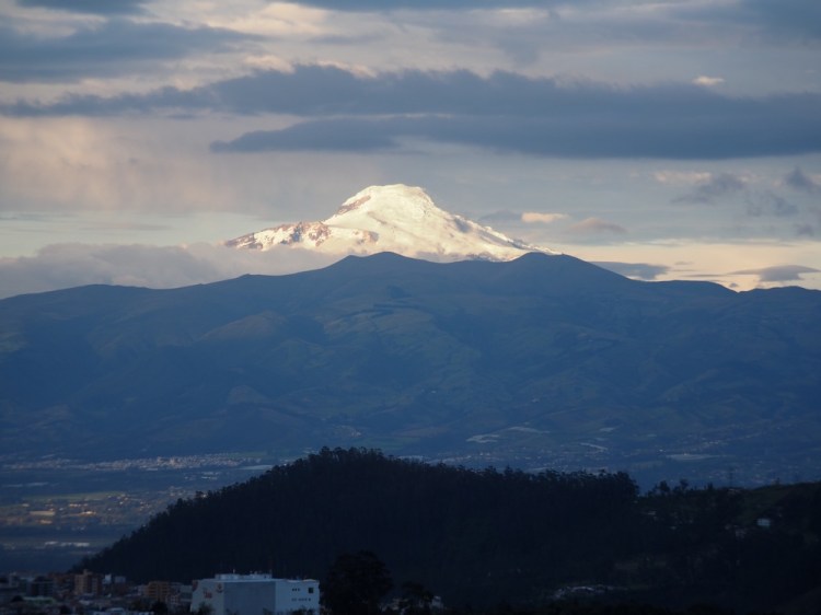 At last we see Cotopaxi on our last day  