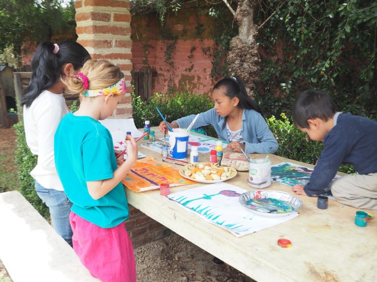 Martas grandchildren painting with us&nbsp;