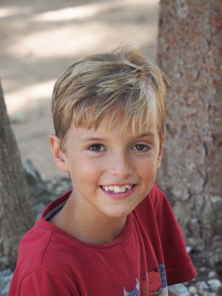 This is the shortest hair cut I have ever had... She just kept cutting. 