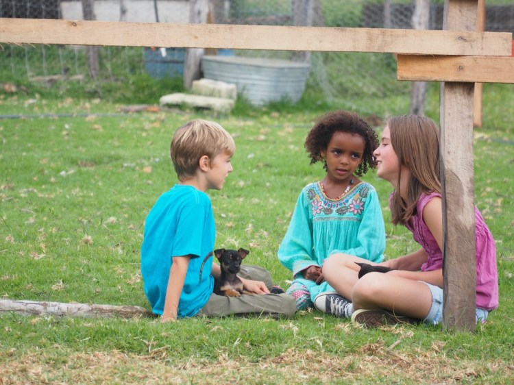 Zoe, Gbariel and Millie hanging out